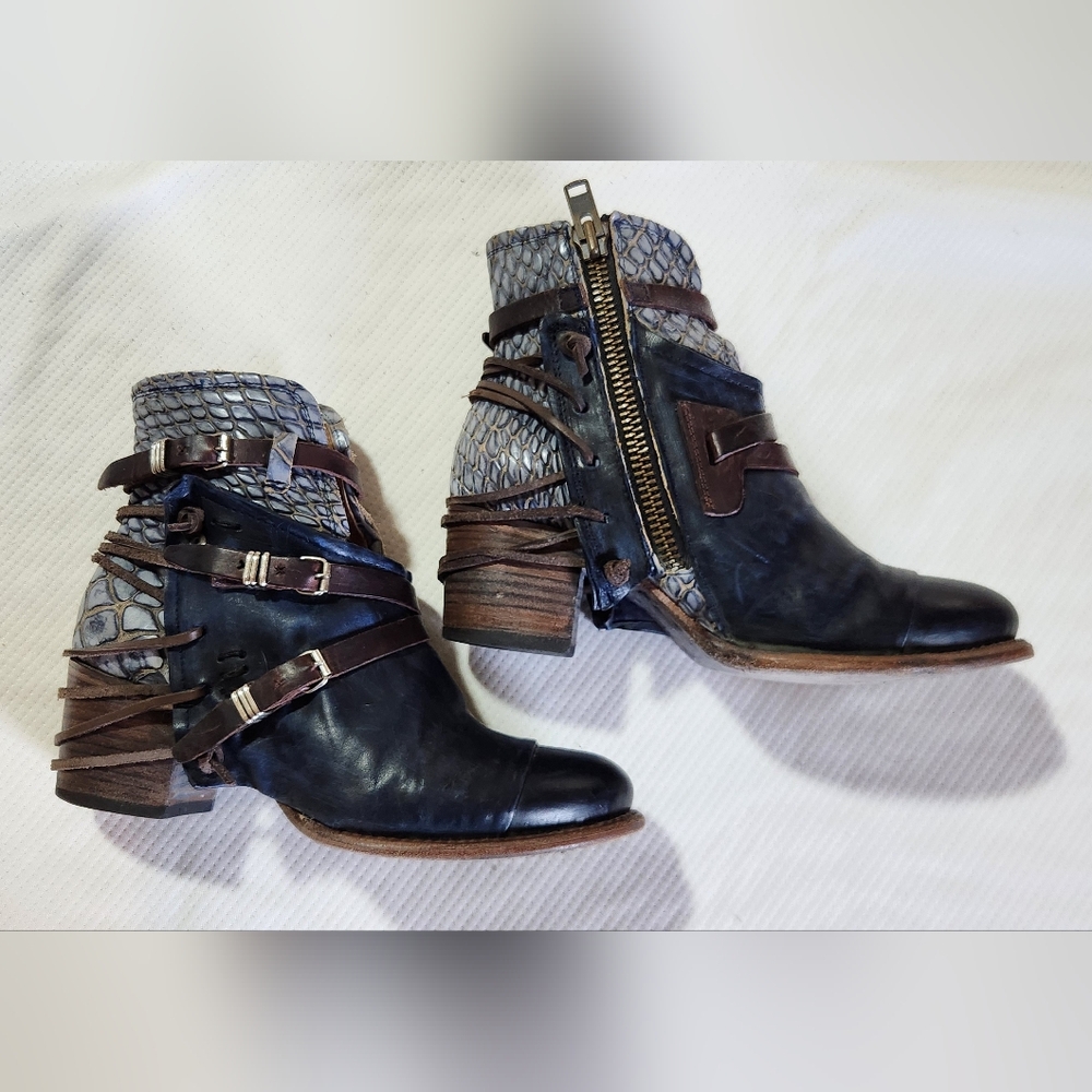 Freebird by Steven Navy & Brown Embossed Leather Ankle Booties - Picture 2 of 9